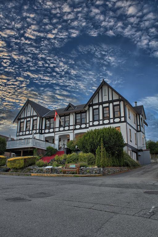 The Old Courthouse Inn Powell River Exteriér fotografie