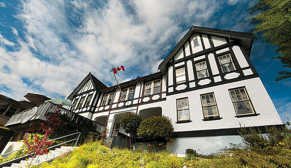 The Old Courthouse Inn Powell River Exteriér fotografie
